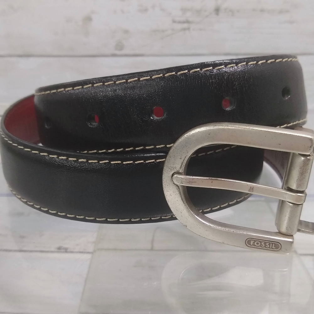 Fossil Reversible Leather Small Black/Red Belt Silvertone Logo Buckle